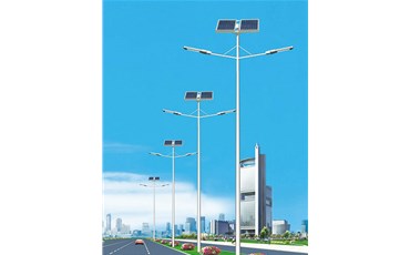 太陽能路燈在農村怎么安裝和施工呢？間距建議多少呢？山西路燈批發廠家