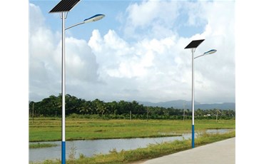 【太原太陽能路燈】的太陽能充電控制器如何判斷是否正常工作？查看哪些數據？